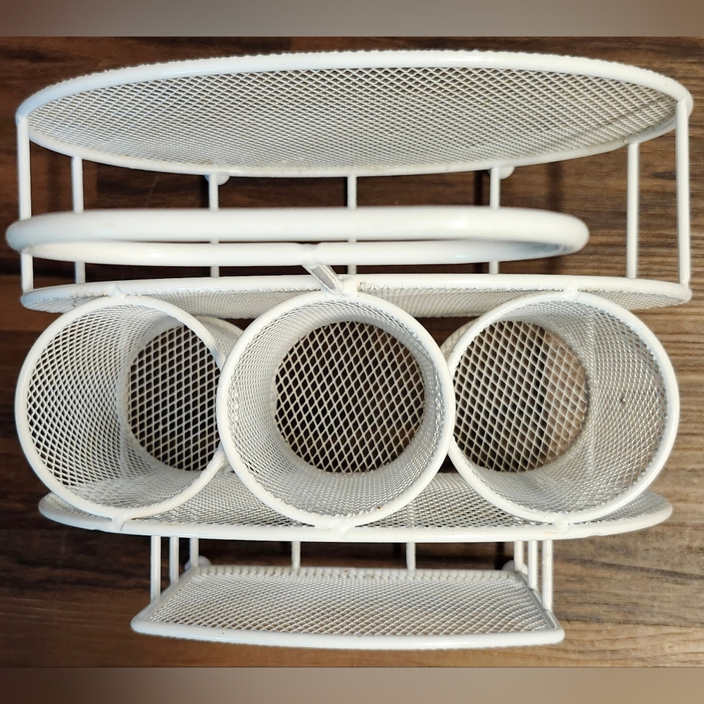 Metal Caddy Designed to Hold Silverware, Plates, and Napkins, Possibly Used Once - Picture 4 of 5